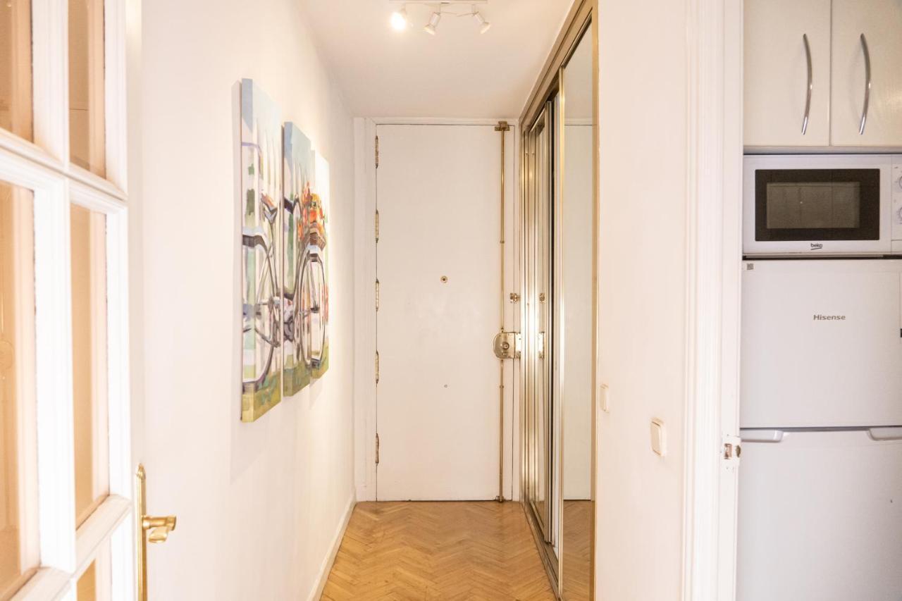 Gran Via Central Lovely Private Apt In The Heart Of Chueca Madri Exterior foto